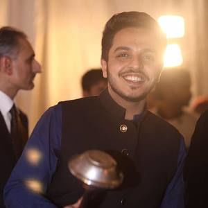 Meet your Posher, Khawaja